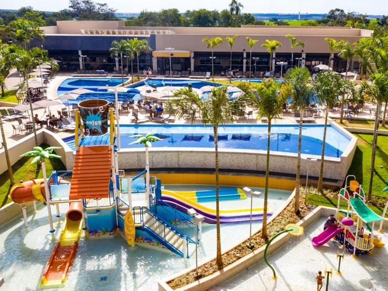 Apartamento Solar Da Aguas Park